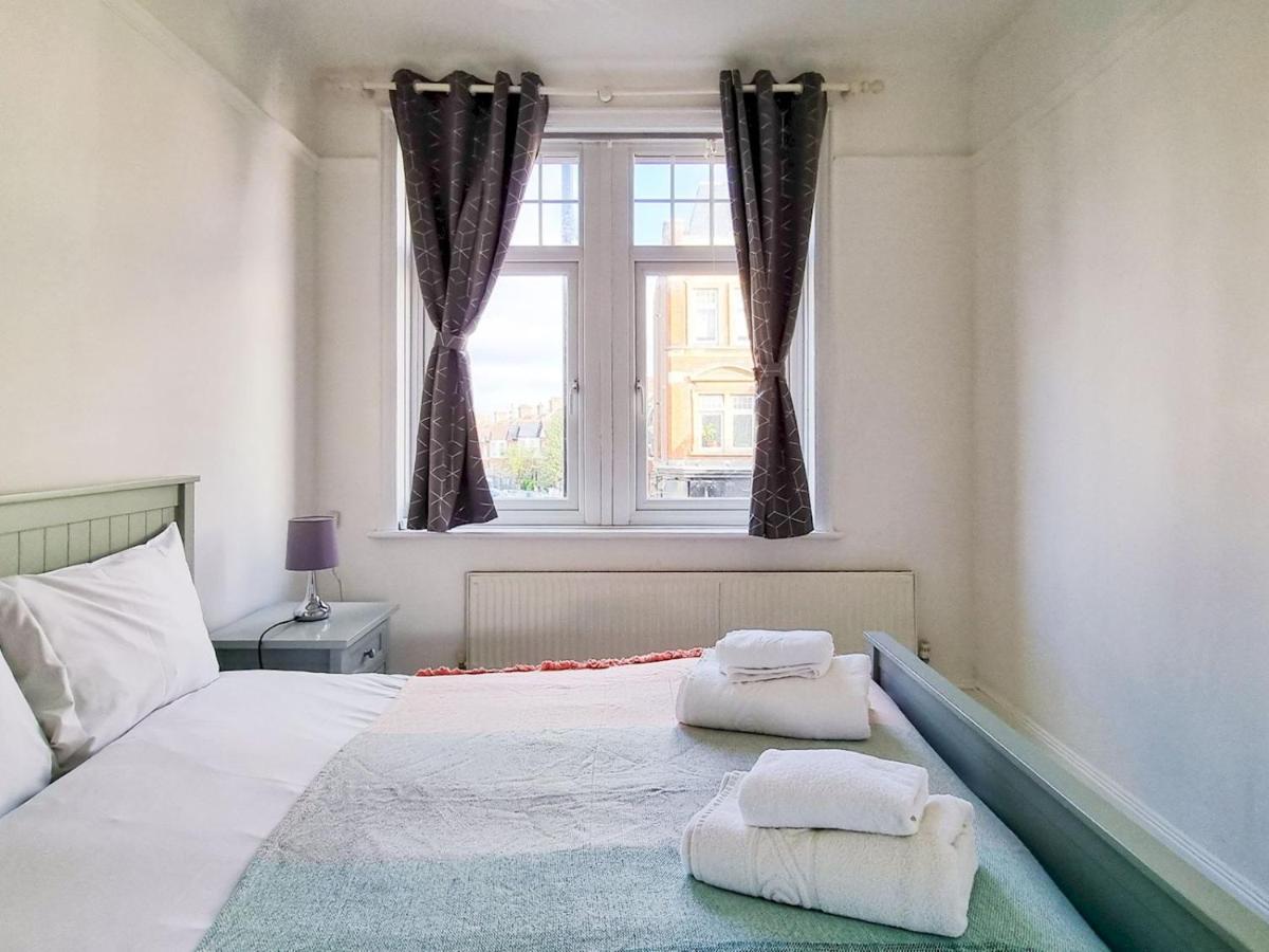 런던 Pass The Keys Wimbledon Hideaway 아파트 외부 사진